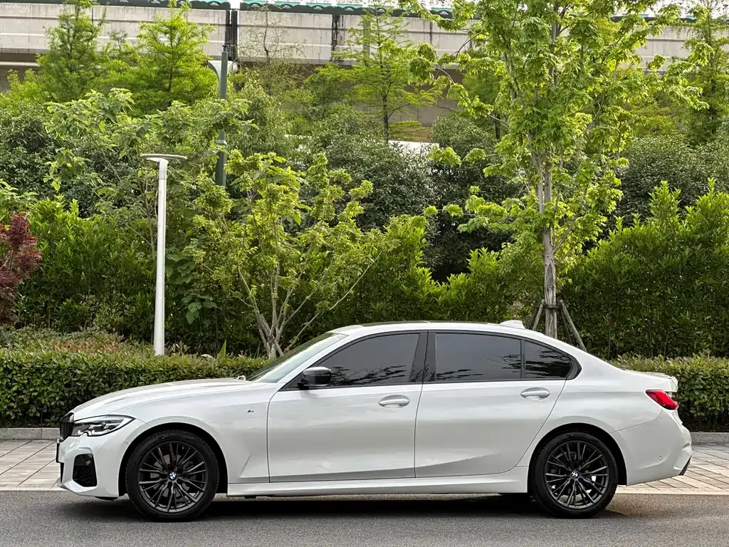 BMW 3 Series — фото 10