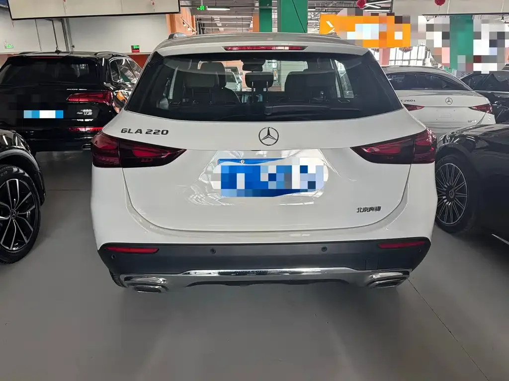 Mercedes-Benz GLA — фото 7