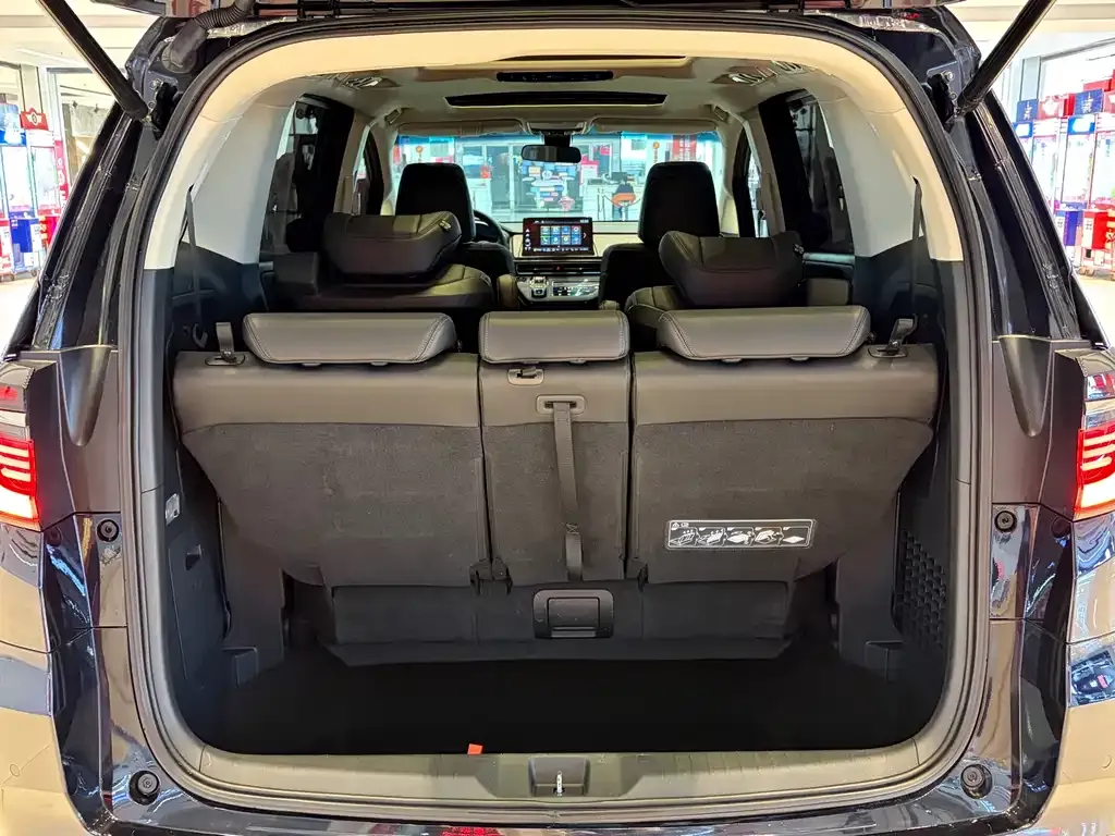 Honda Odyssey — фото 10