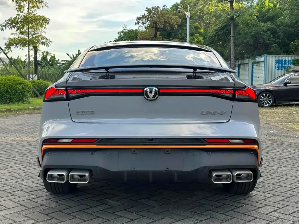 Changan UNI-V 2024 из CN, фото 4