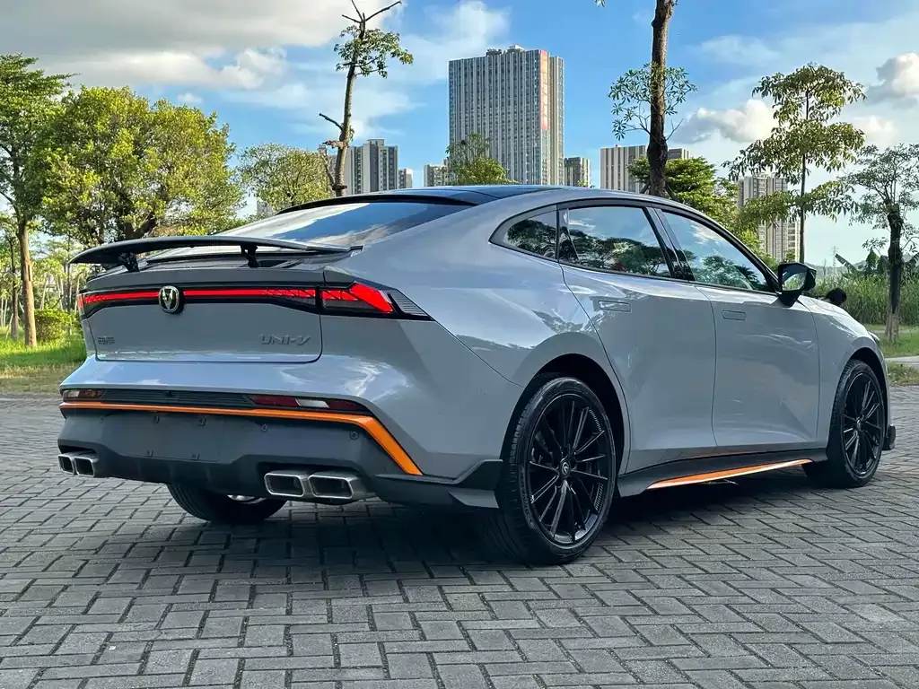 Changan UNI-V 2024 из CN, фото 6
