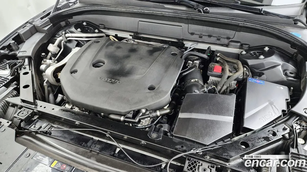 Volvo XC60 2021 из KR, фото 9