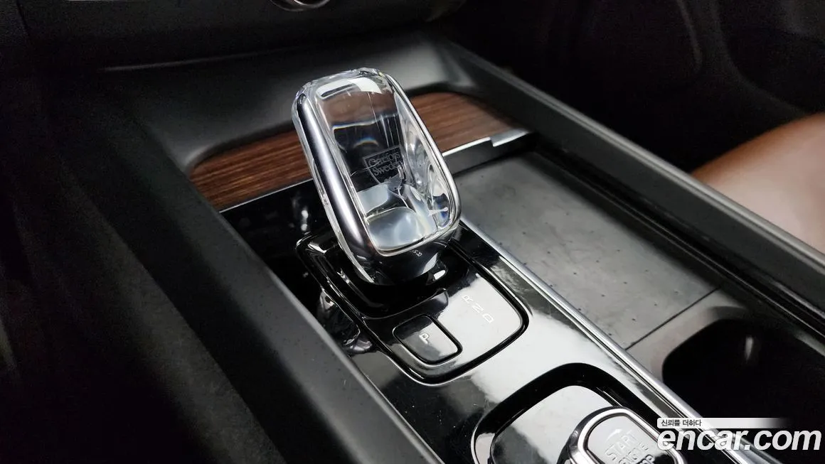 Volvo XC60 2021 из KR, фото 10