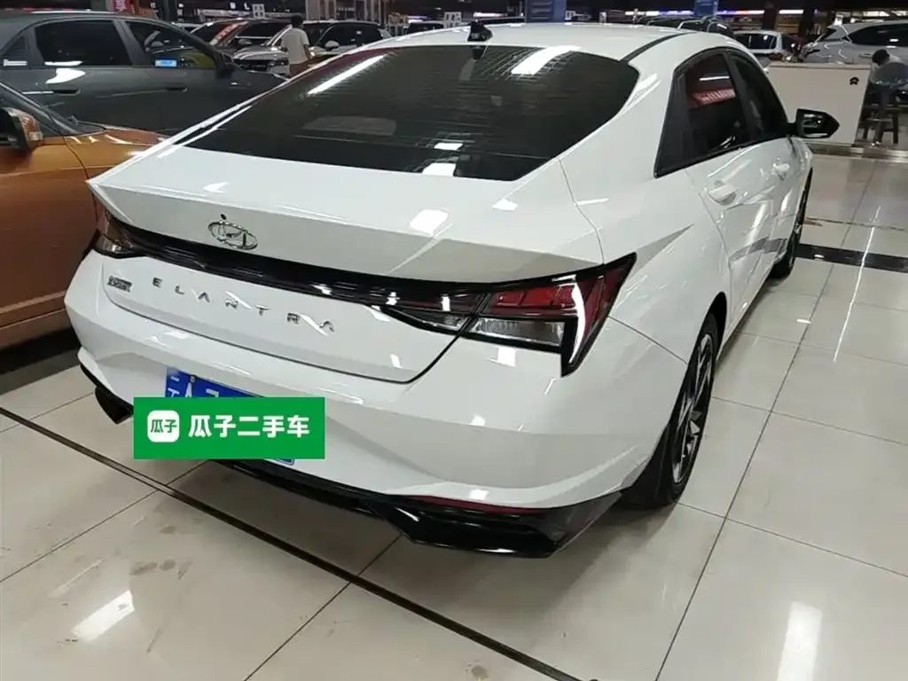 Hyundai Elantra 2022 из CN, фото 4