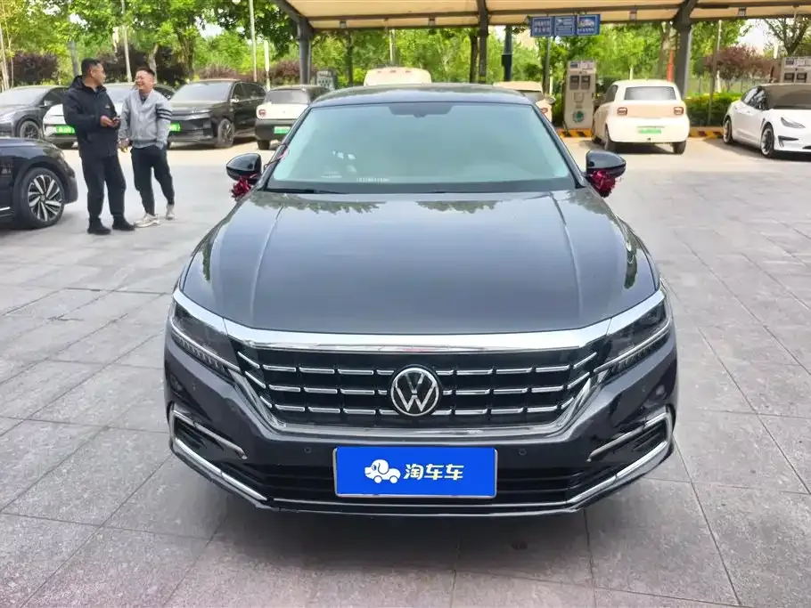 Volkswagen Passat — фото 8