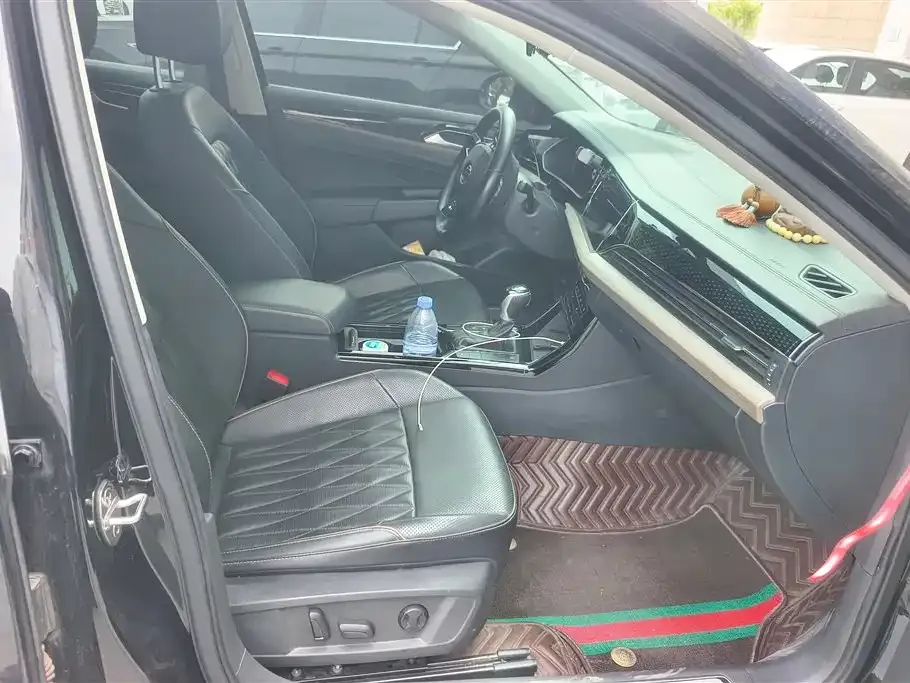 Volkswagen Passat — фото 6