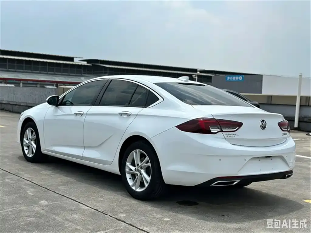 Buick Regal — фото 4