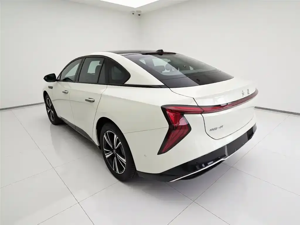 Hongqi EH7 2025 из CN, фото 5