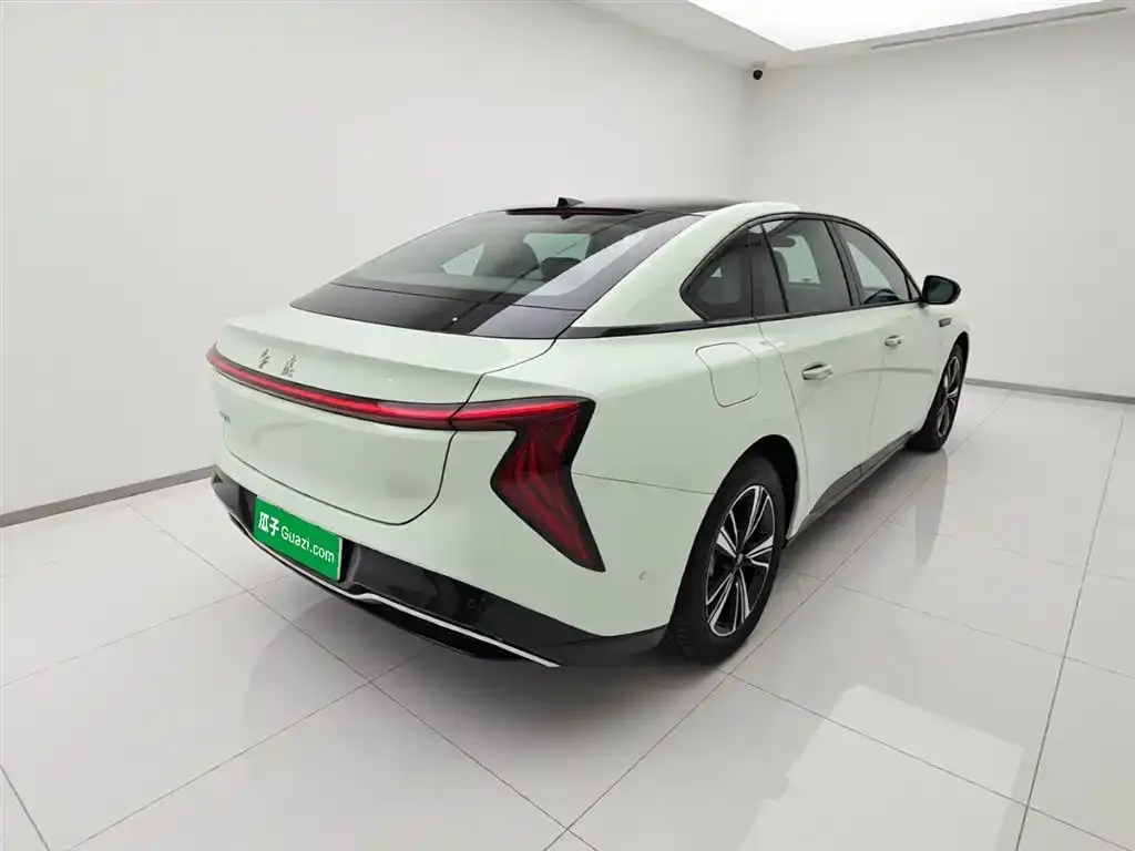 Hongqi EH7 2025 из CN, фото 9