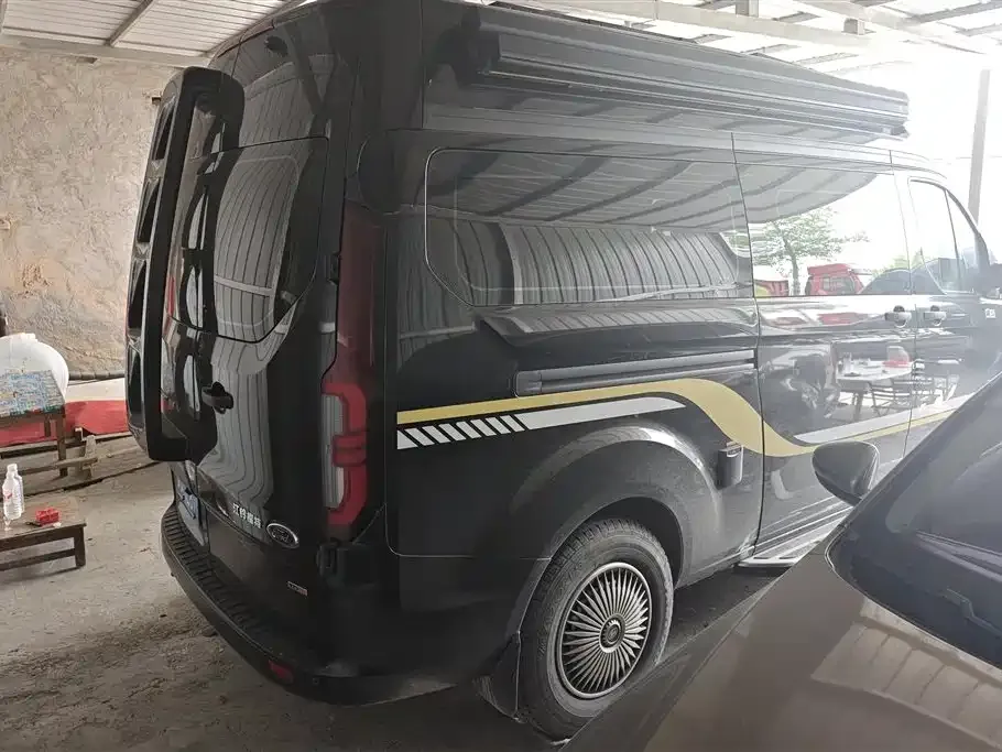 Ford Tourneo 2024 из CN, фото 7