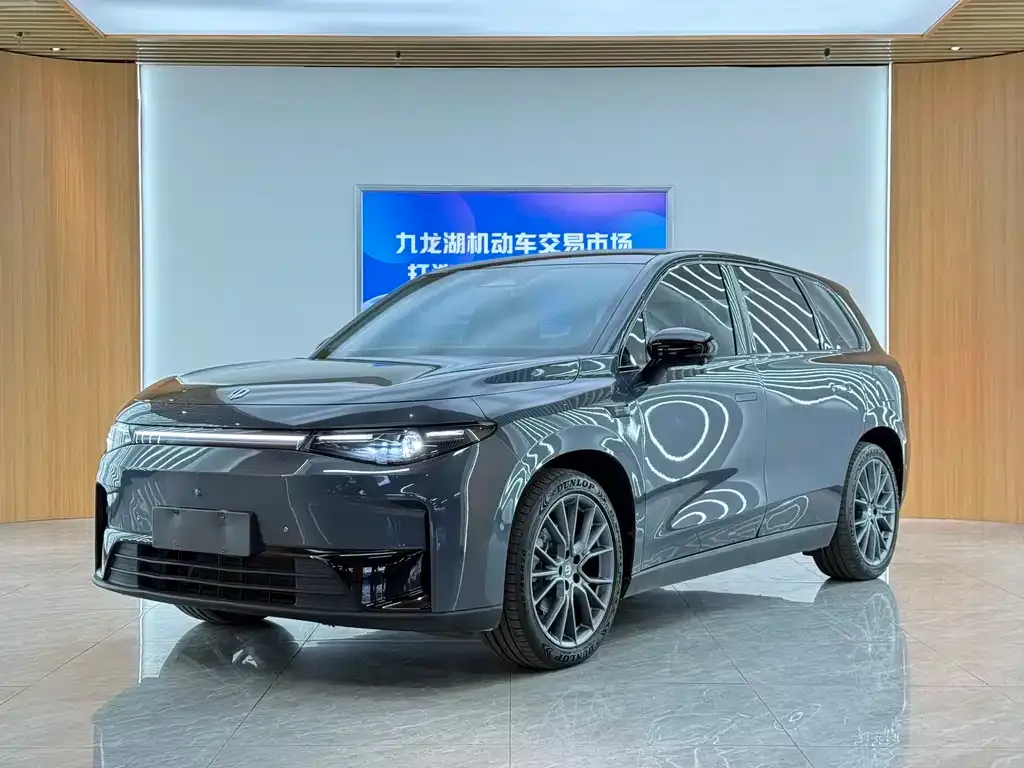 Leapmotor C10