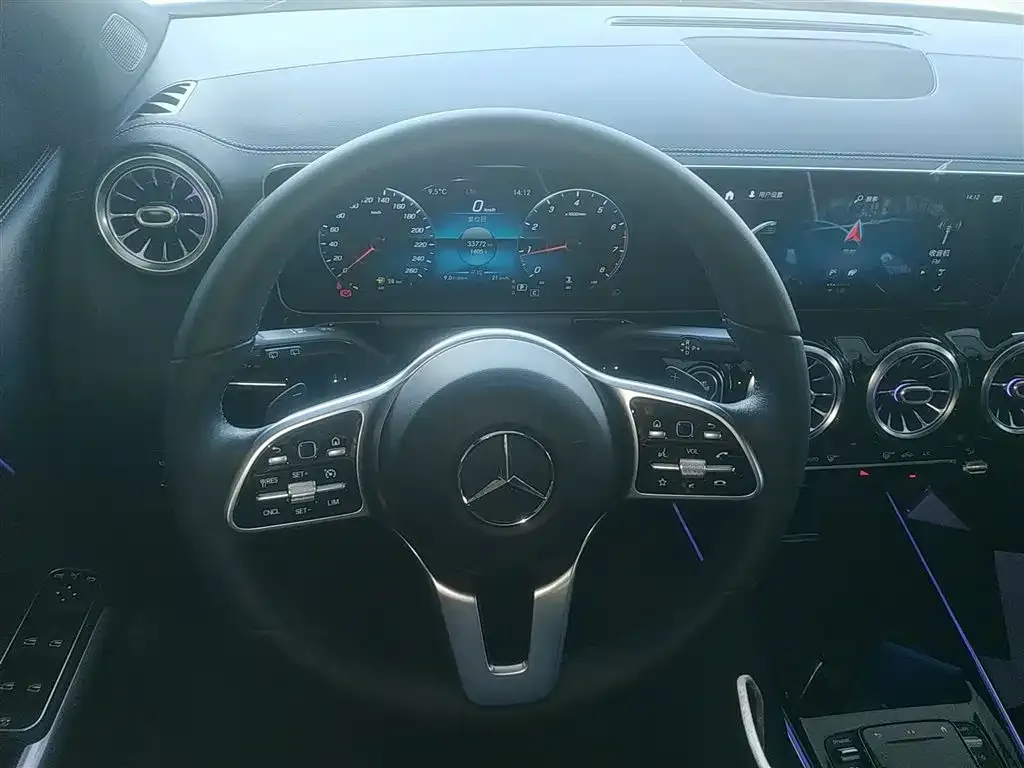 Mercedes-Benz GLA — фото 9