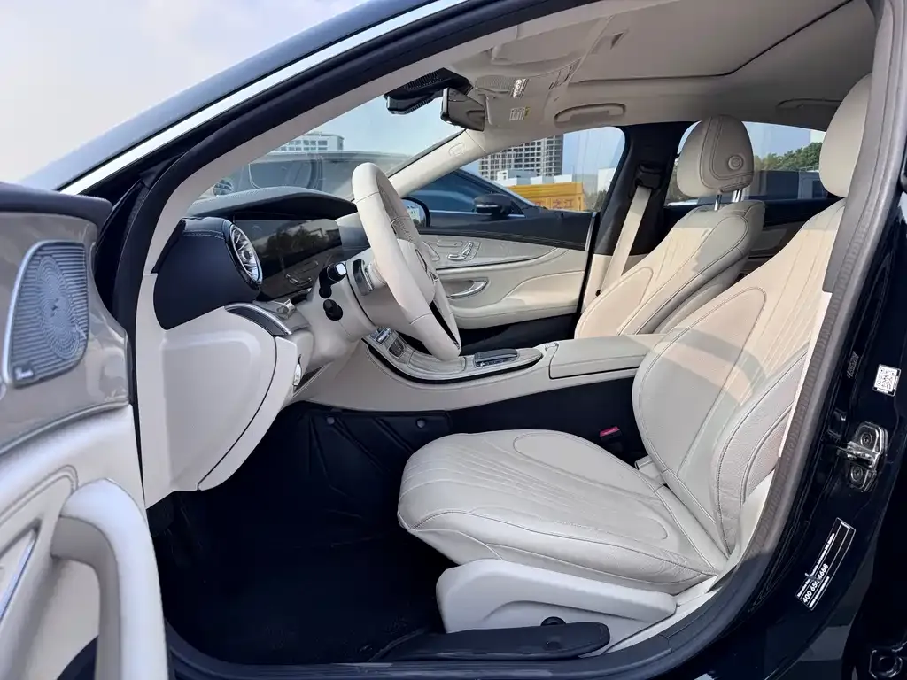 Mercedes-Benz CLS — фото 6