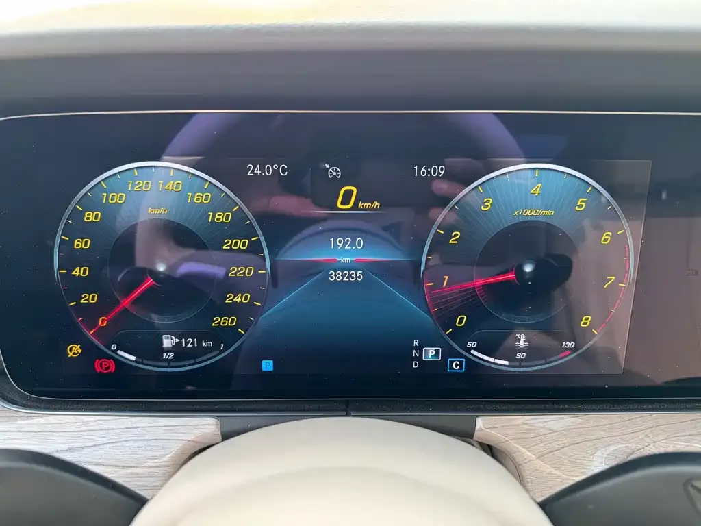 Mercedes-Benz CLS — фото 3