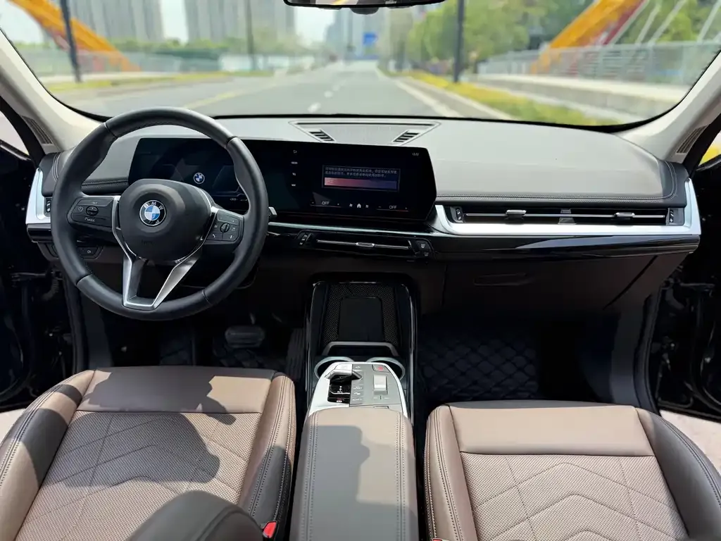 BMW X1 2024 из CN, фото 8