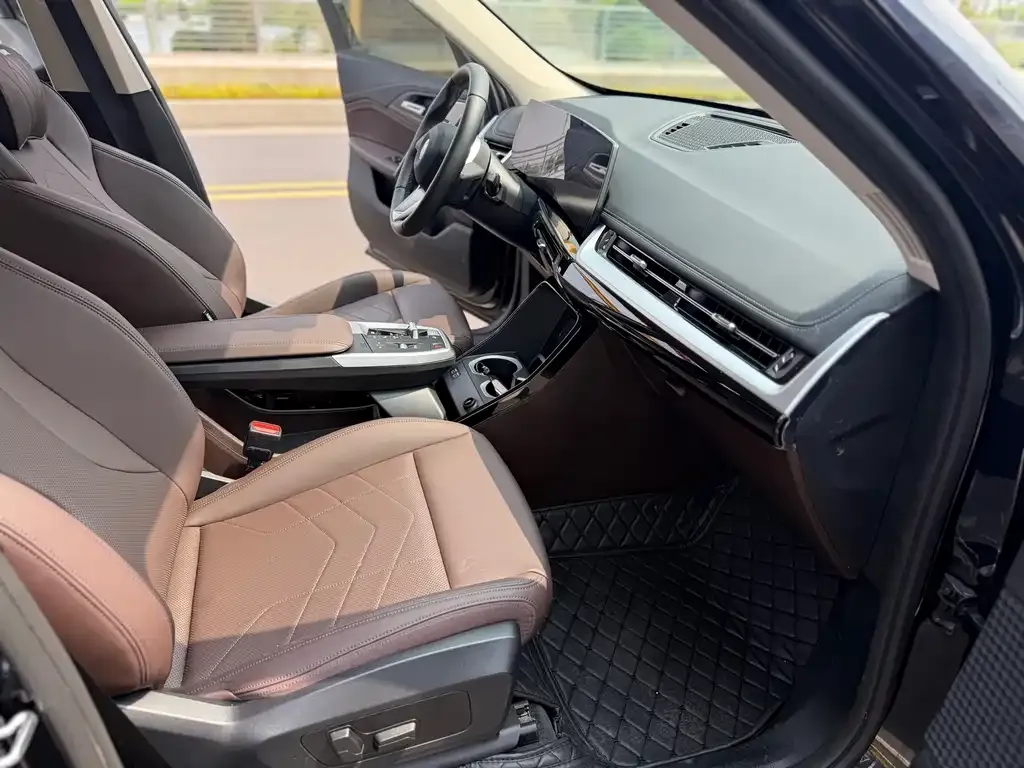 BMW X1 2024 из CN, фото 3