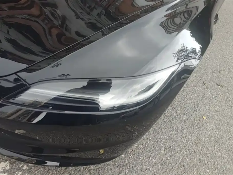Tesla Model 3 — фото 10