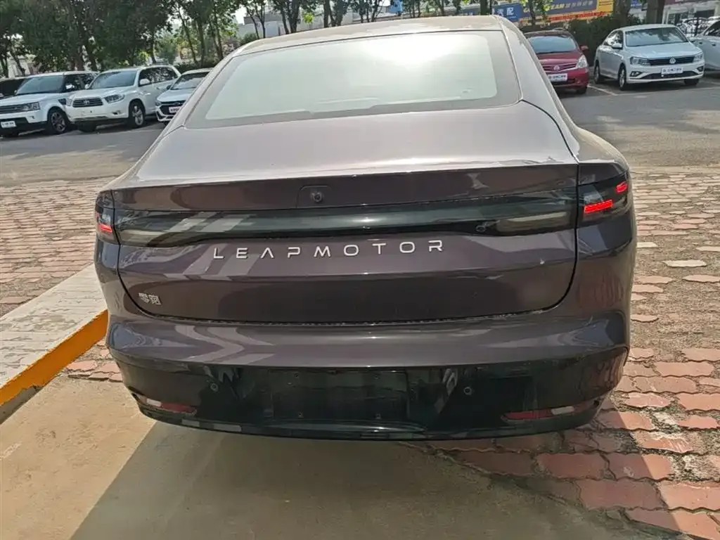 Leapmotor B01 2026 из CN, фото 3