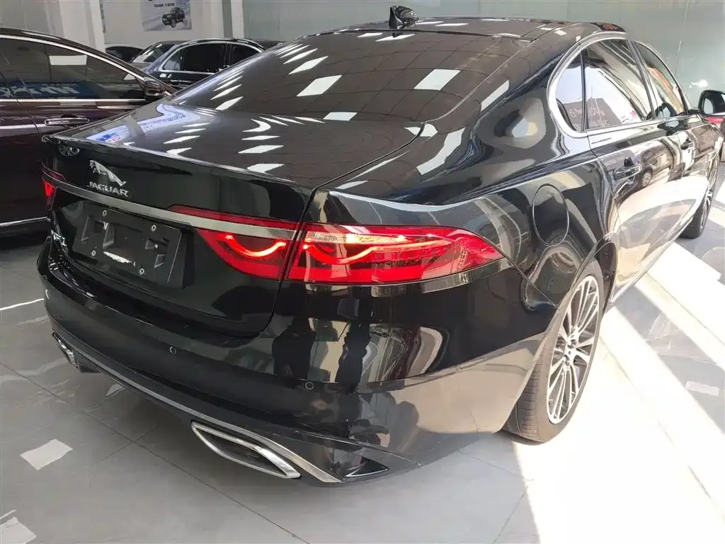 Jaguar XFL 2023 из CN, фото 7