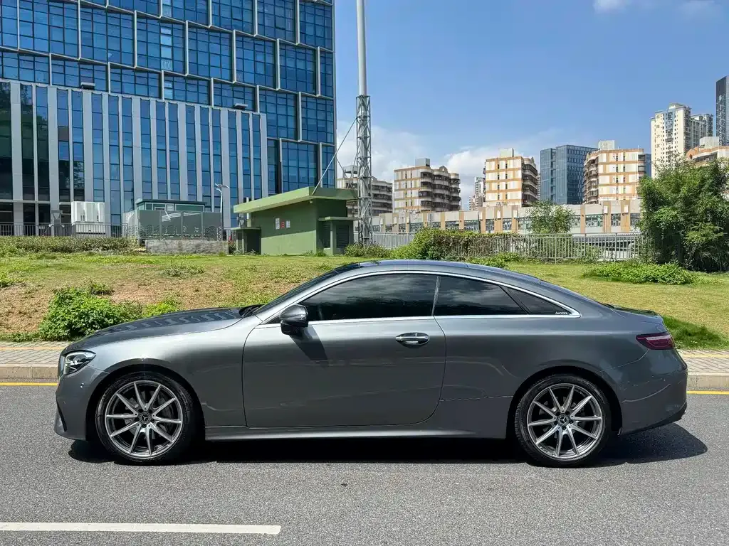 Mercedes-Benz E-Class (Import) — фото 8