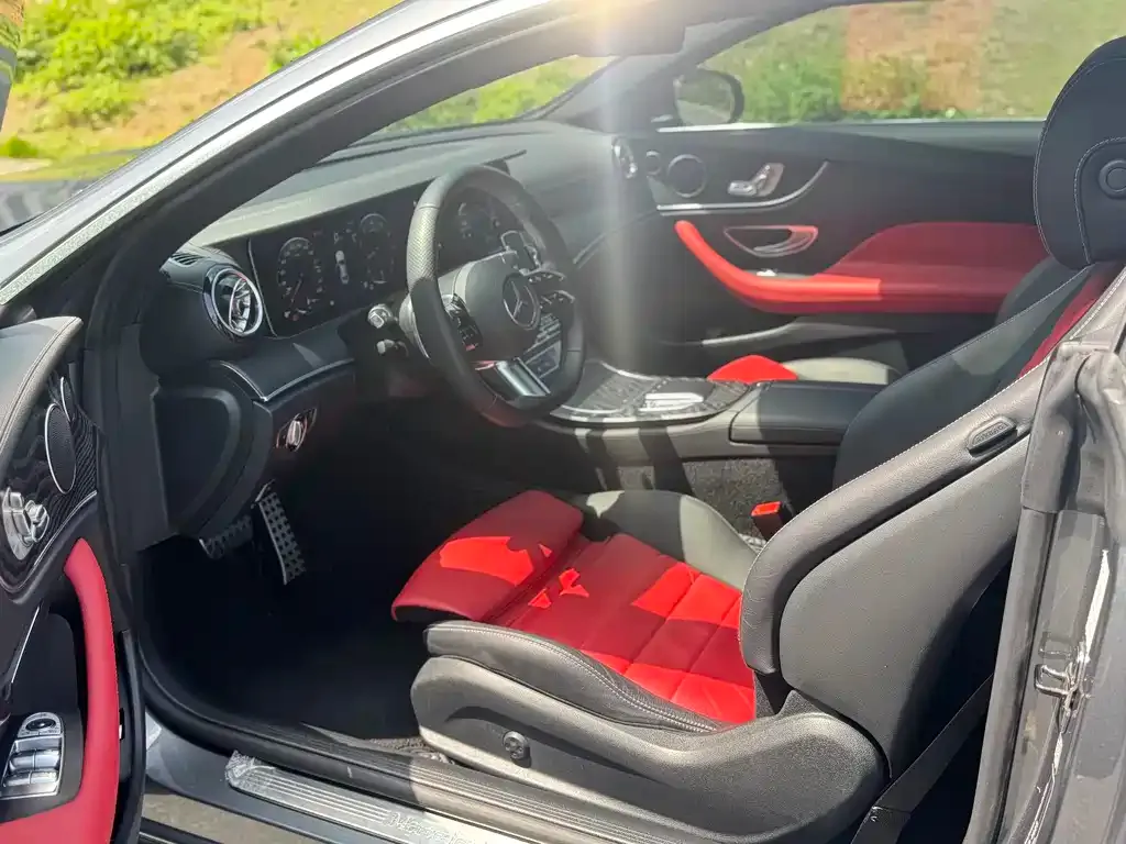 Mercedes-Benz E-Class (Import) — фото 4