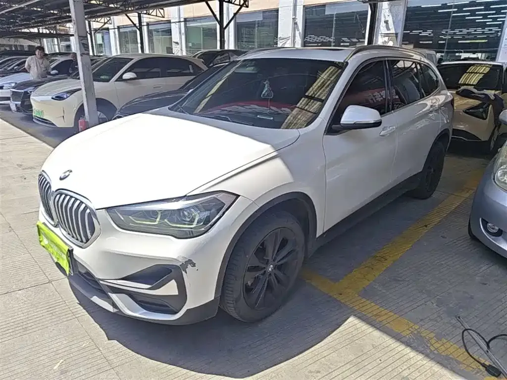 BMW X1 2021 из CN, фото 8