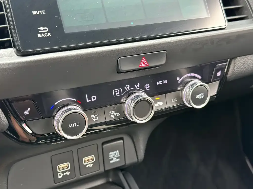 Honda Fit — фото 3