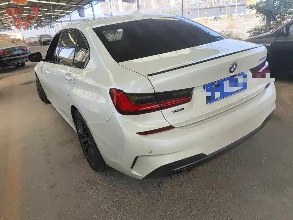 BMW 3 Series 2021 из CN, фото 3