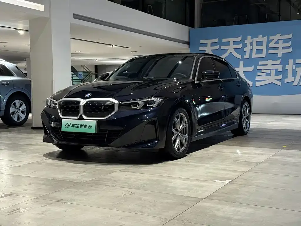BMW i3 — фото 1