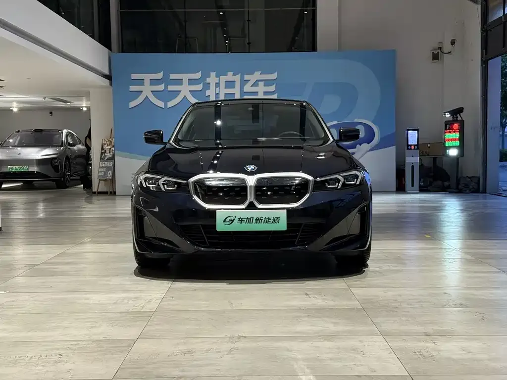 BMW i3 — фото 7