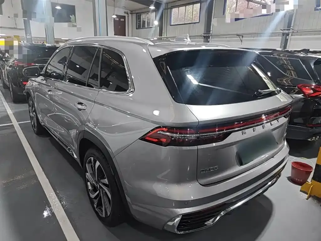 Geely Xingyue L — фото 4