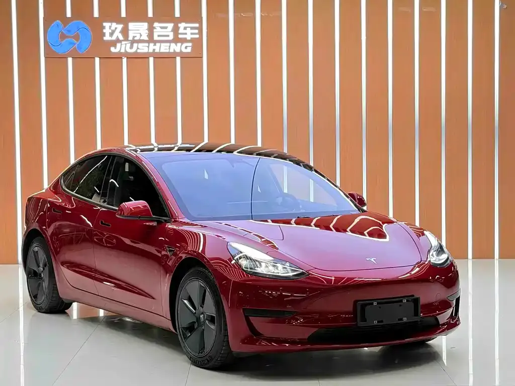 Tesla Model 3 — фото 6