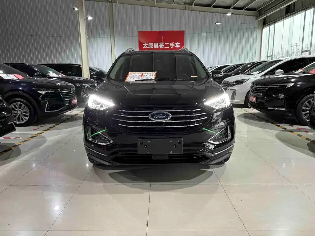 Ford Edge — фото 5