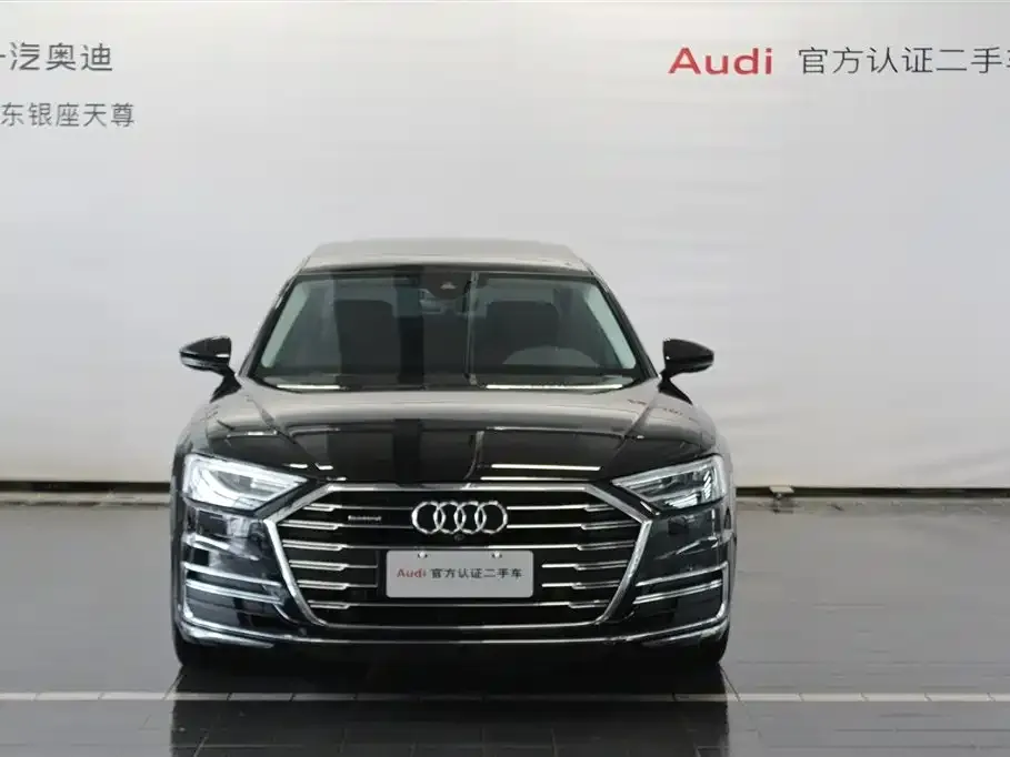 Audi A8 — фото 10