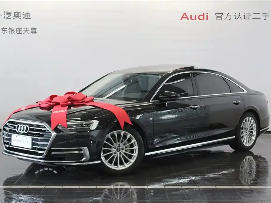 Audi A8 — фото 7