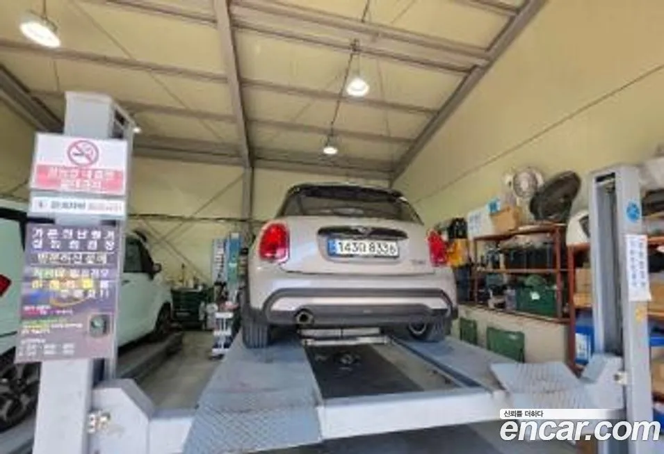Mini Cooper 2022 из KR, фото 2