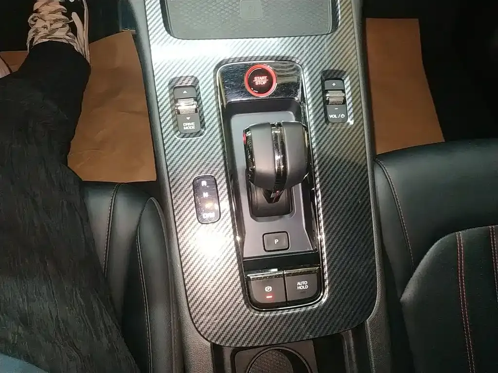 GAC Motor Shadow Leopard — фото 10