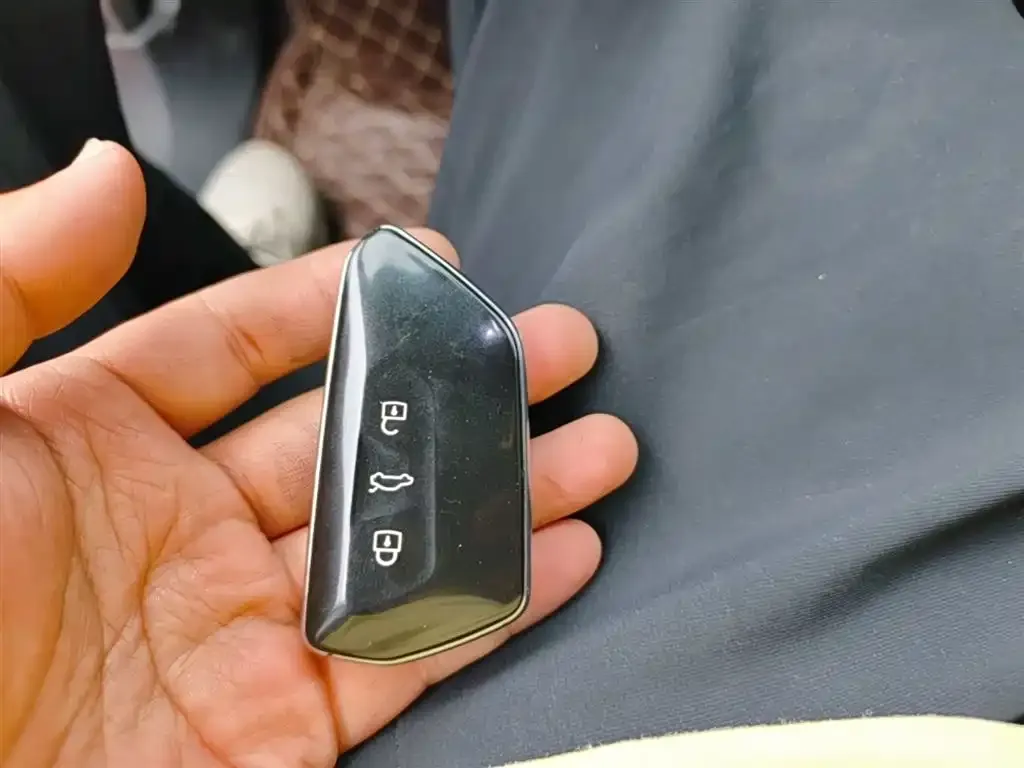 Volkswagen 06 2025 из CN, фото 4