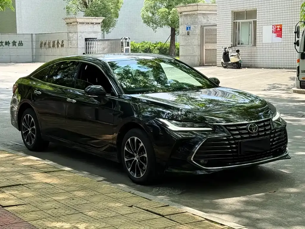 Toyota Avalon 2023 из CN, фото 5