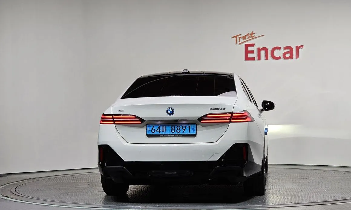 BMW i5 2024 из KR, фото 2