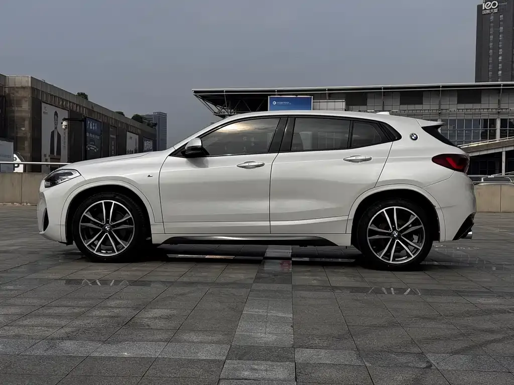 BMW X2 2021 из CN, фото 3