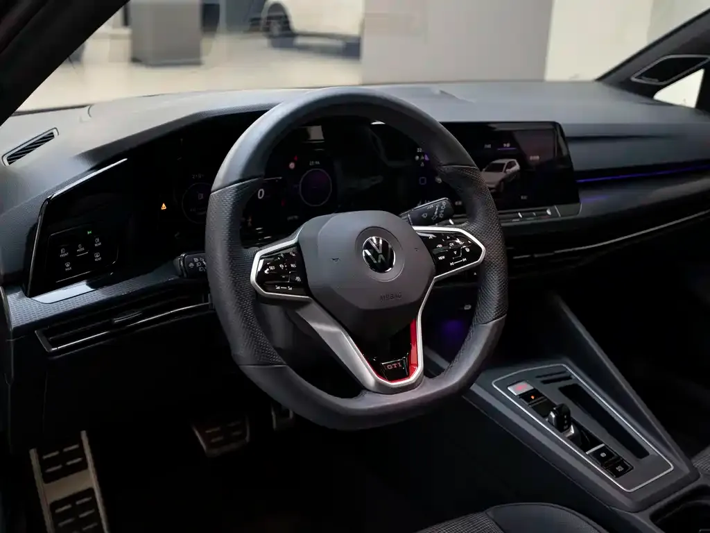 Volkswagen Golf GTI 2024 из CN, фото 7
