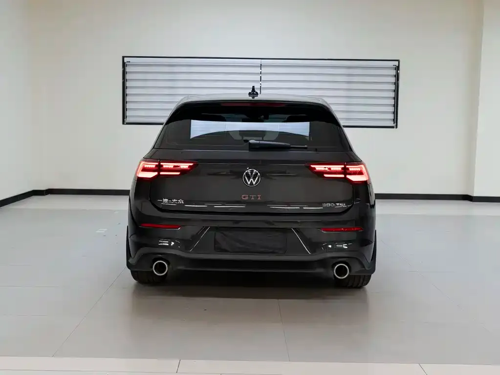 Volkswagen Golf GTI 2024 из CN, фото 2