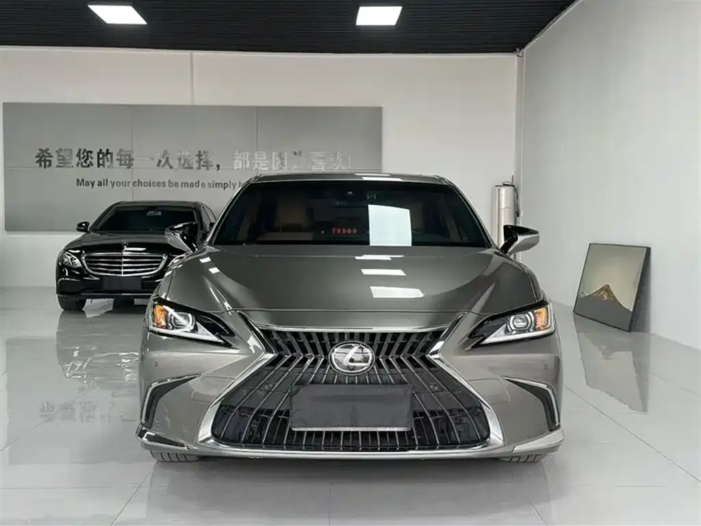 Lexus ES — фото 3