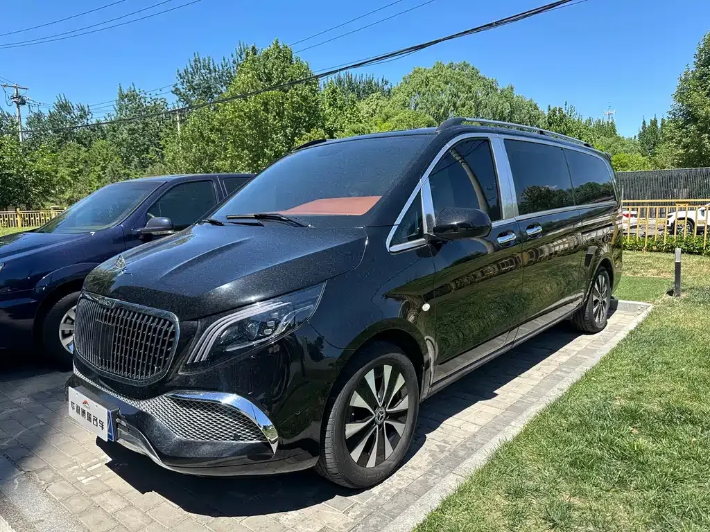Mercedes-Benz Vito — фото 1