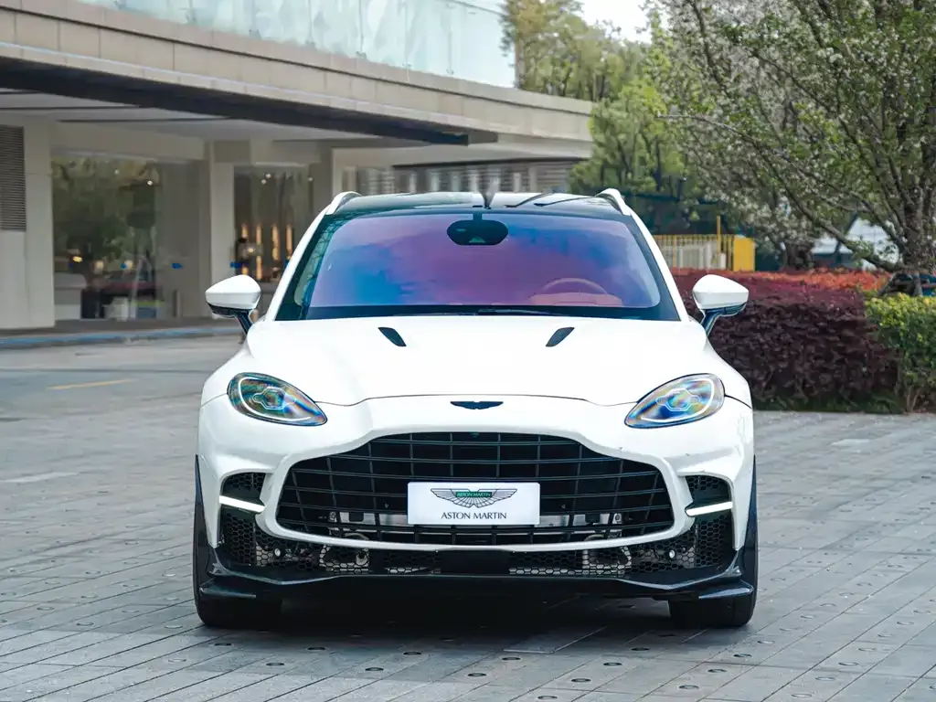 Aston Martin DBX — фото 4