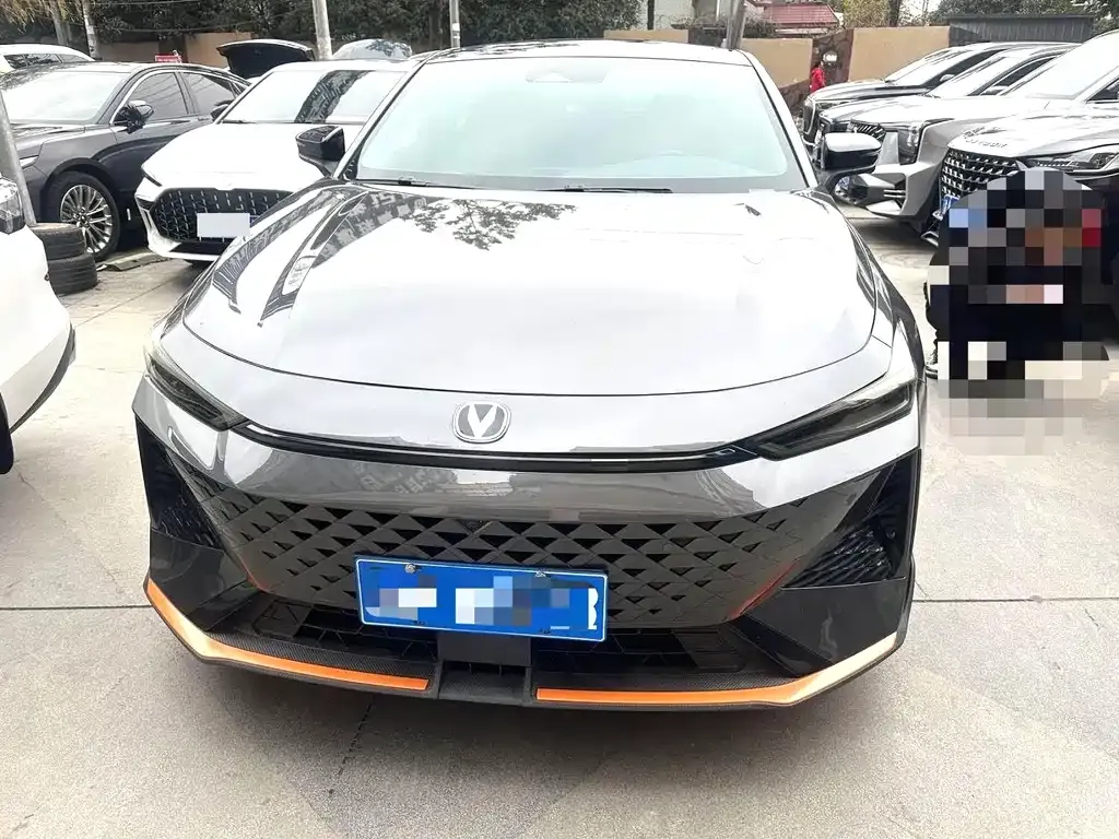 Changan UNI-V 2024 из CN, фото 2