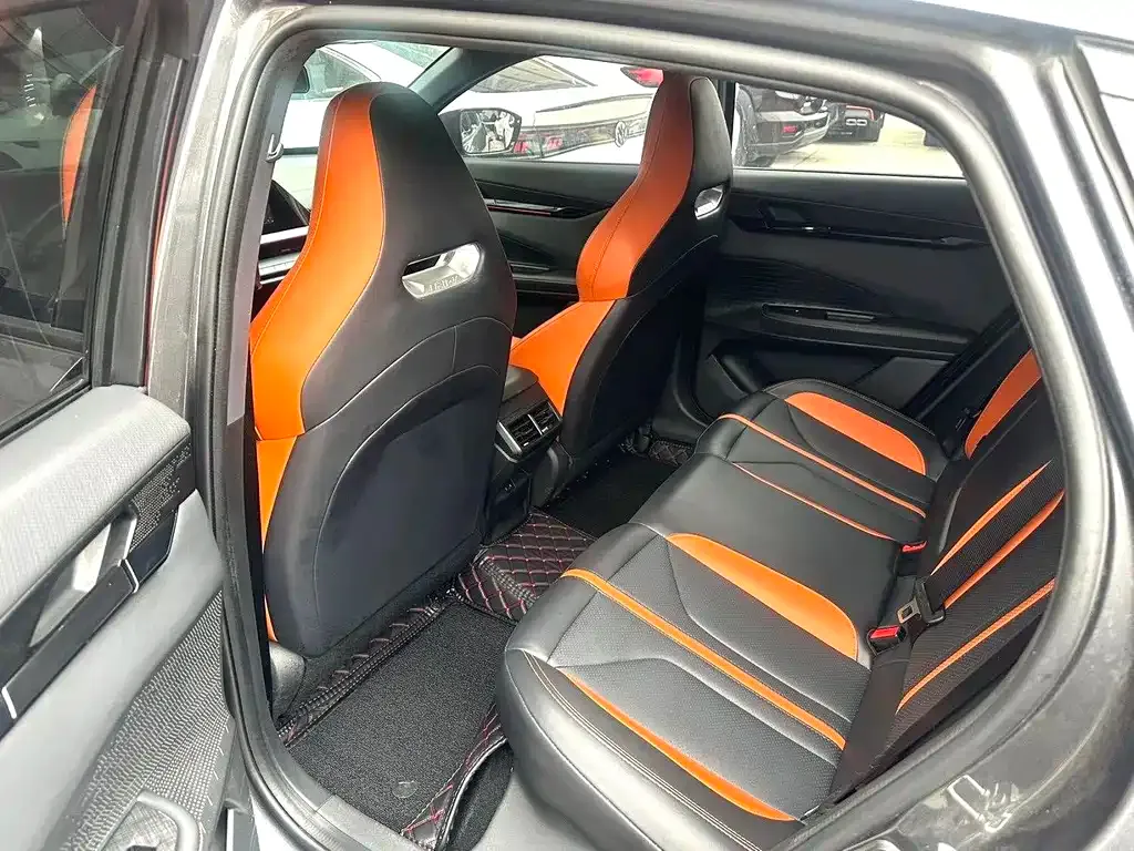 Changan UNI-V 2024 из CN, фото 8