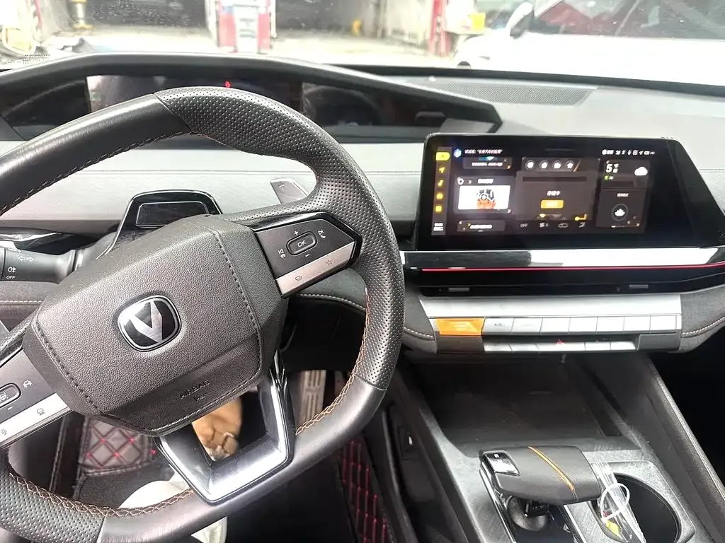 Changan UNI-V 2024 из CN, фото 4