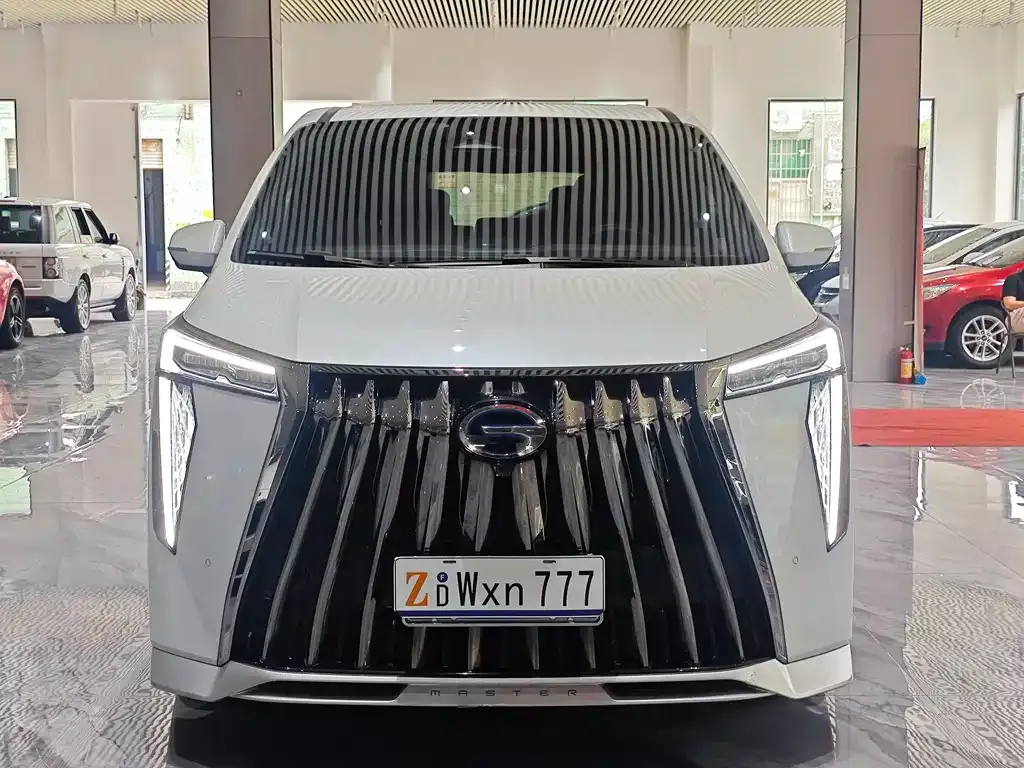 GAC Motor Trumpchi M8 — фото 10